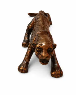 Vastu Tendua (Leopard) — Power, Courage & Protection Statue